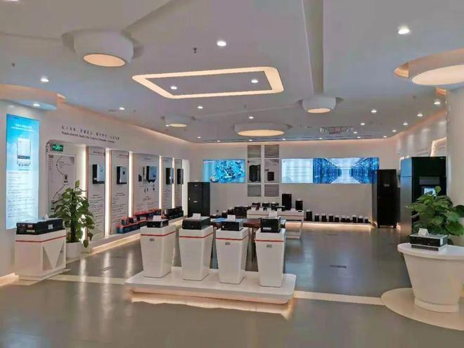 聚焦高新技術(shù)企業(yè)發(fā)展難題，張槎人大代表建言獻(xiàn)策助推不間斷電源產(chǎn)業(yè)升級